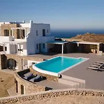 8bd Sunset Estate W Private Infinity Pool By Live&travel Fanári
