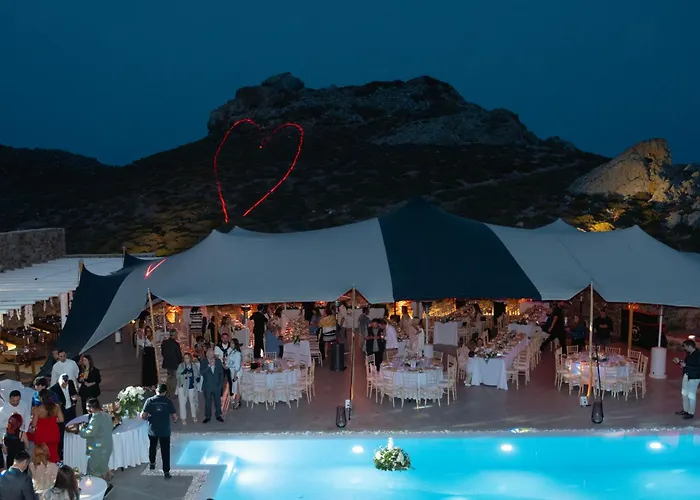 8bd Sunset Estate W Private Infinity Pool By Live&travel *